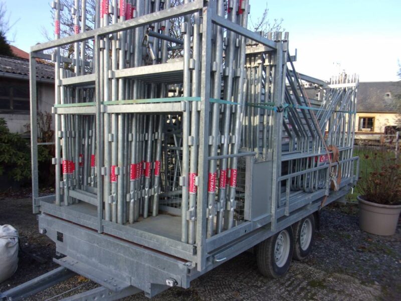 ALTRAD FACHADA-3 Lot complet de 100 m² d’échafaudage façade Altrad – occasion proche du neuf.