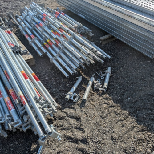Lot complet de 180 m² d’échafaudage multidirectionnel Altrad – occasion proche du neuf.