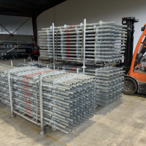 Echafaudage Layher-6 Lot complet de 200 m² d’échafaudage Layher universel multidirectionnel – occasion proche du neuf.