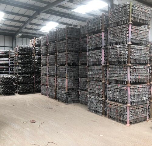 1.1m-Ledgers Lot complet de 280 m² d’échafaudage façade Altrad – occasion proche du neuf.
