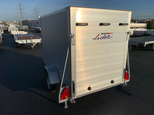 fourgon_lider_42920-2 FOURGON LIDER 42930 – 230 x 135 x 157 cm – 750 kg Freiné